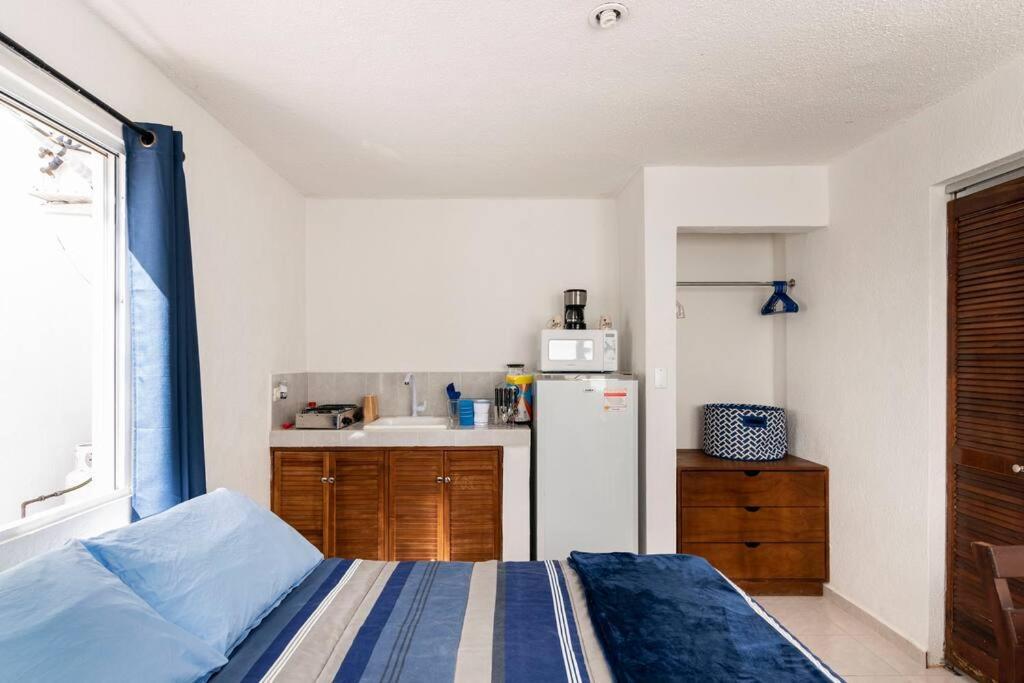 Micro Studio Perfect For Backpackers, Couples, 3 Min Drive To Playa El Nino Cancún Exterior foto